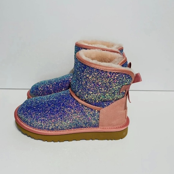 Brand new ugg Cosmo size 6 - Picture 3 of 10